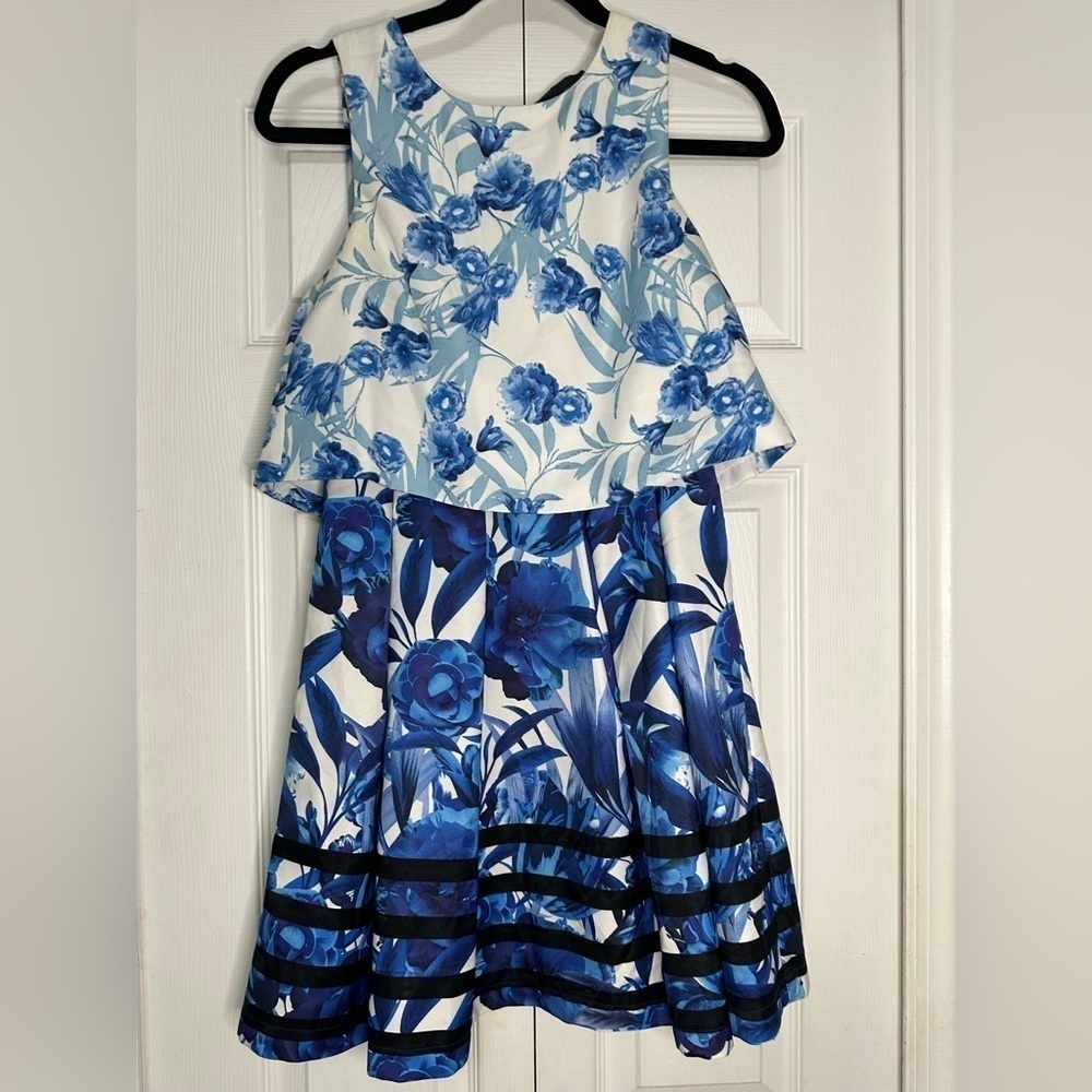 Romeo‎ & Juliet Couture Blue Floral Dress